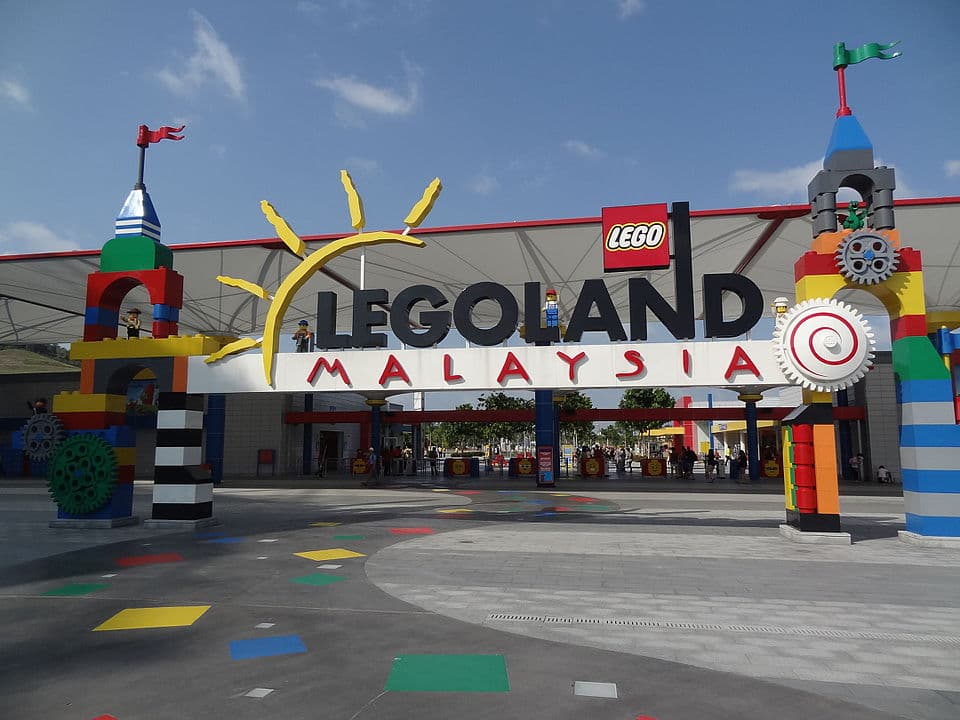 The Great LEGO Race VR Coaster
